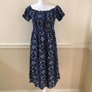 Old Navy Floral Mid Length Dress Size M